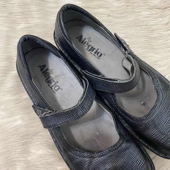 Alegria Belle Black Metallic Grid Silver Mary Jane Wide Toe Box Comfort Shoes - Picture 5 of 10